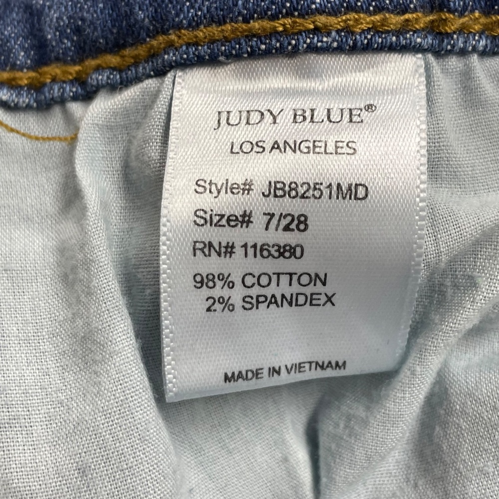 Judy Blue Cuffed Straight Leg Distressed Medium Wash Jeans Size 7/28 - Picture 12 of 12
